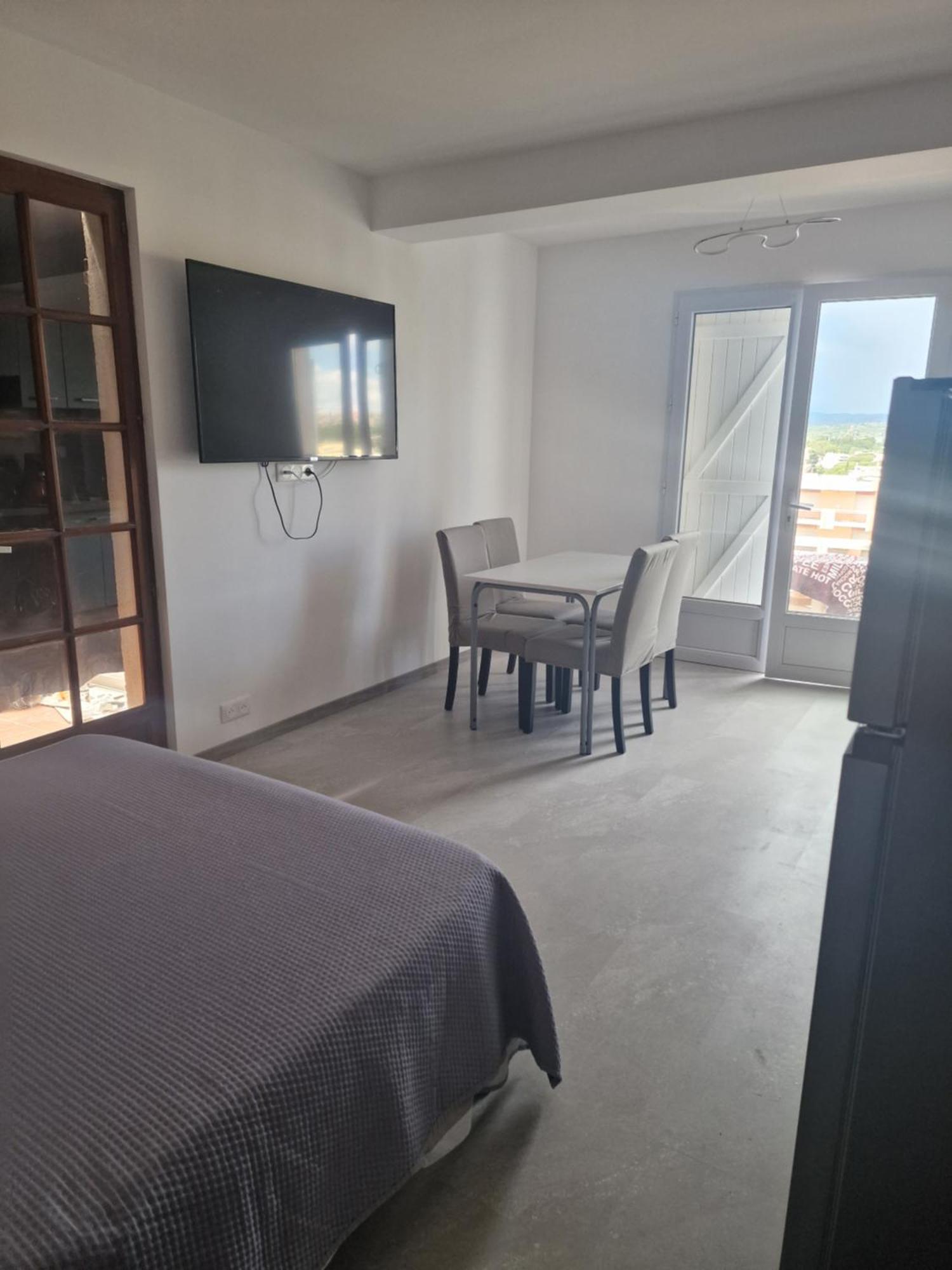 Ravissant Appartement Saint-Raphael Piscine Dış mekan fotoğraf