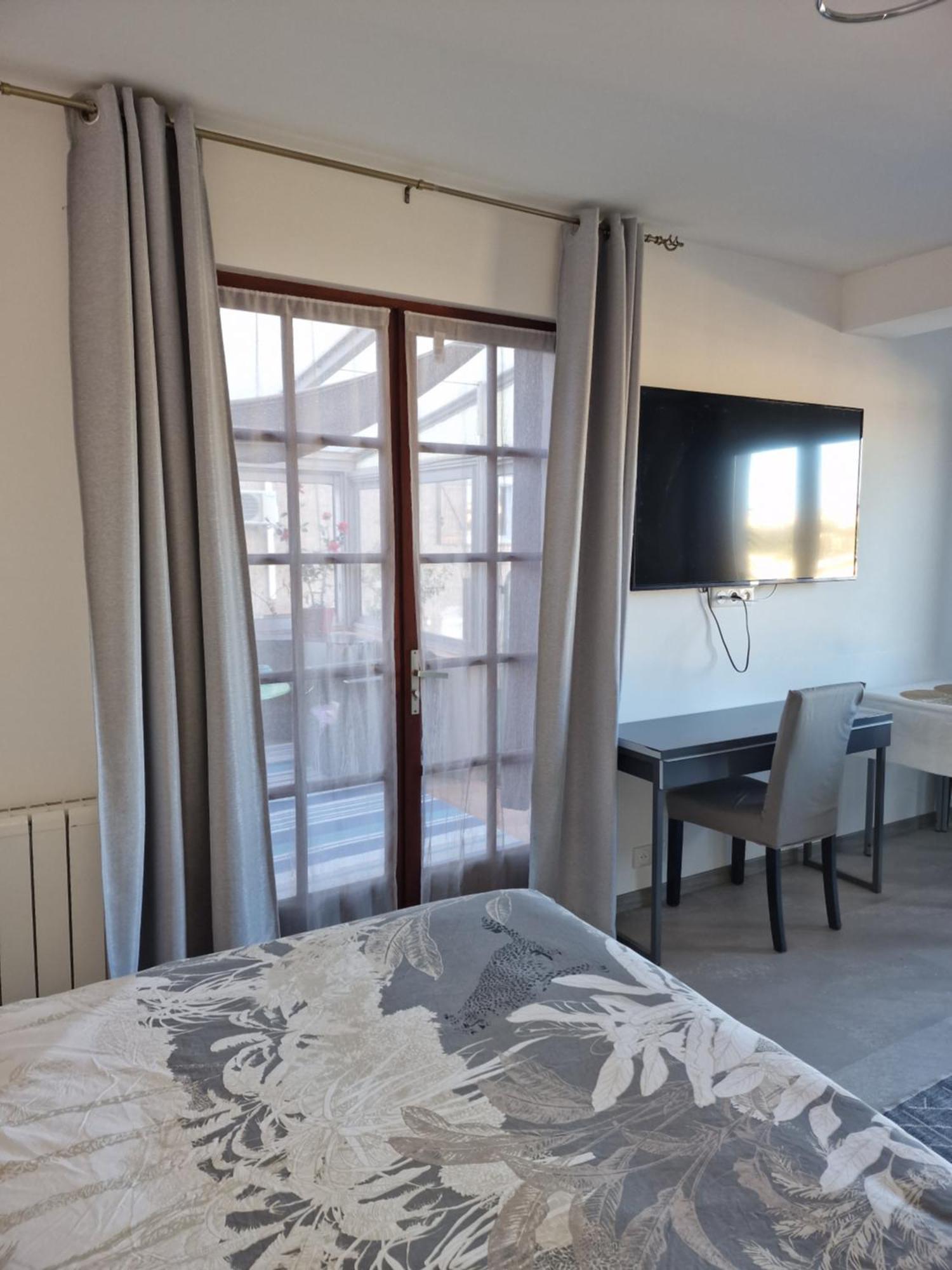Ravissant Appartement Saint-Raphael Piscine Oda fotoğraf